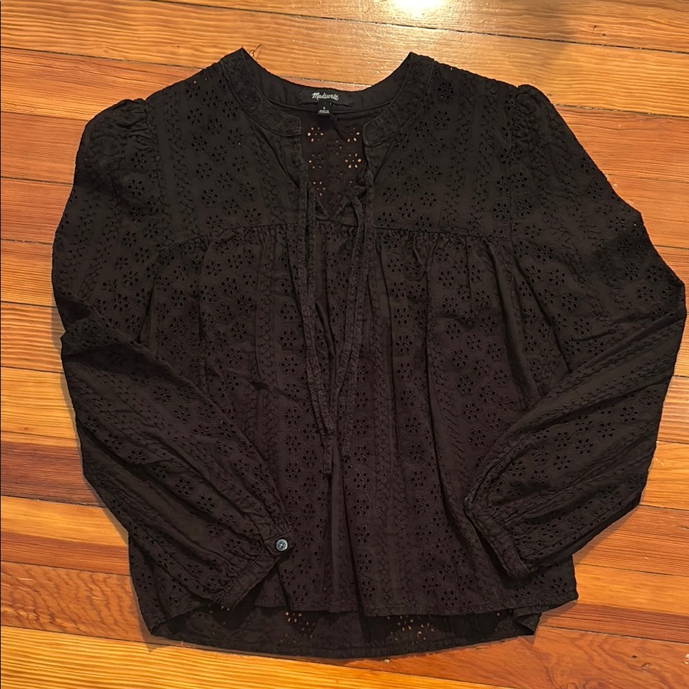 Black Madewell Peasant top with lacey pattern, S
